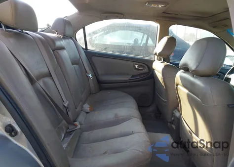 2000 Infiniti I30 Luxury/Touring z USA, uszkodzony, nr VIN JNKCA31A8YT118924